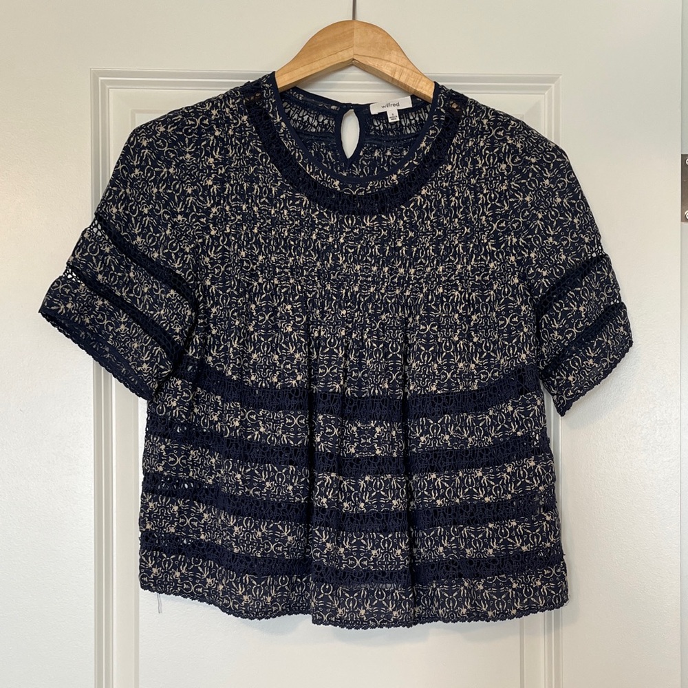 Wilfred Dark Blue and Cream Textured Blouse